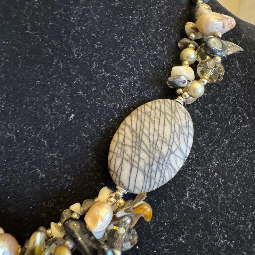 Natural Stones Necklace Abalone Shell, Zebra Jasper, Fresh Water Blister Pearls - Picture 10 of 16